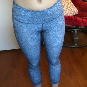 LULULEMONS SIZE 4